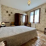 Maison 3p Avec Jardin Cloture, Pres - Fr-1-246a-345 *